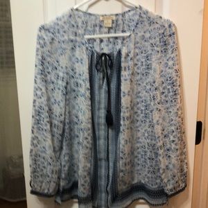 Lucky Brand blouse with long sleeves